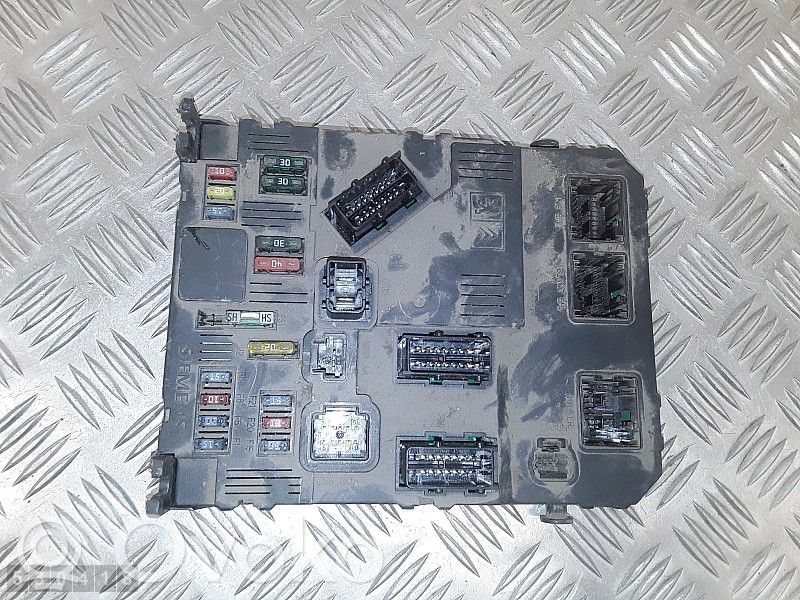 Peugeot Partner Fuse module 