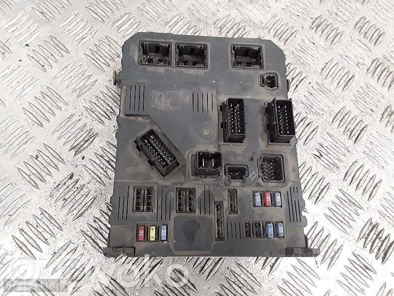 Peugeot Partner Fuse module 