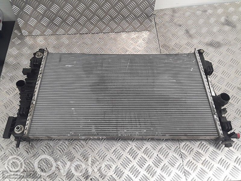 Opel Insignia A Radiatore di raffreddamento 