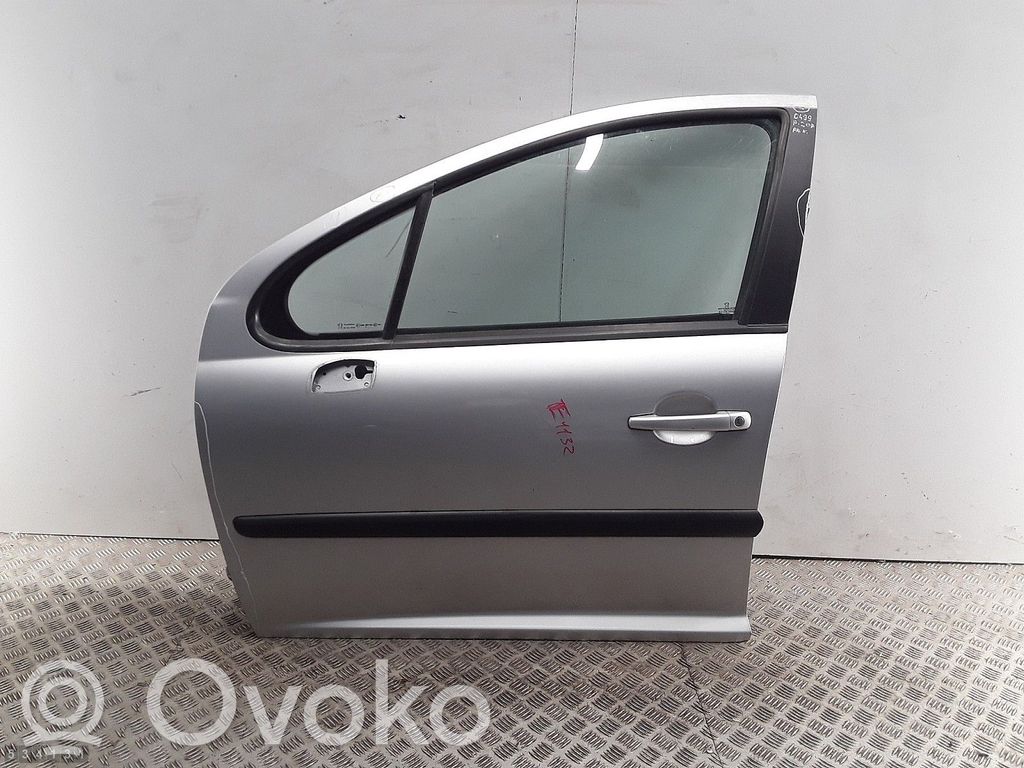 Peugeot 207 Puerta delantera