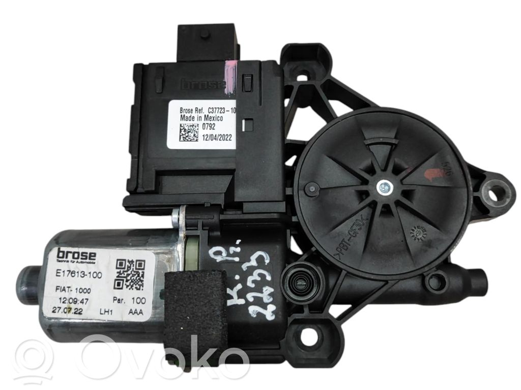 Silnik regulatora szyby drzwi przednich   C37723,68302551AC,68302551AB,68302551AA