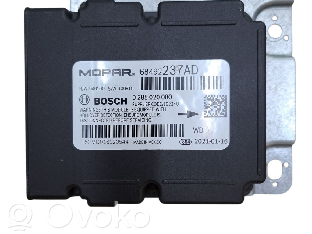 Dodge Durango III Air suspension control unit module (rear) 