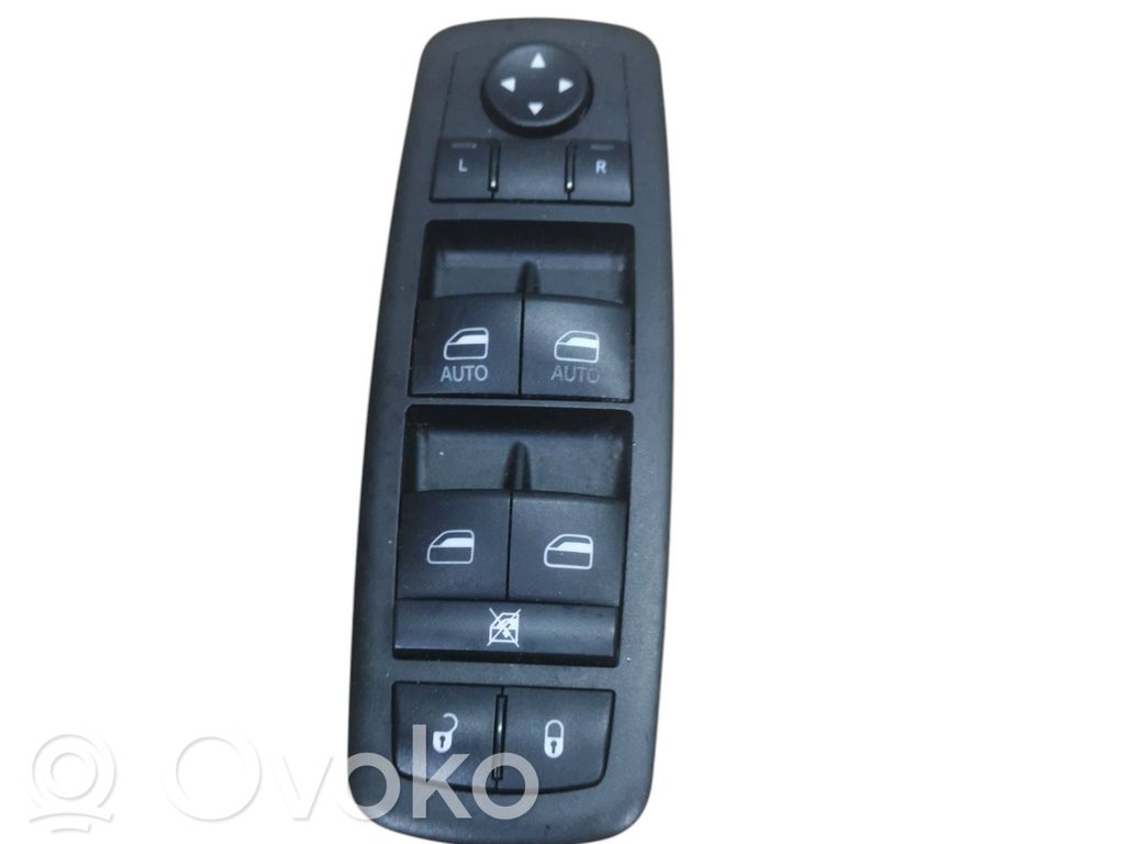 Dodge Durango III Electric window control switch 