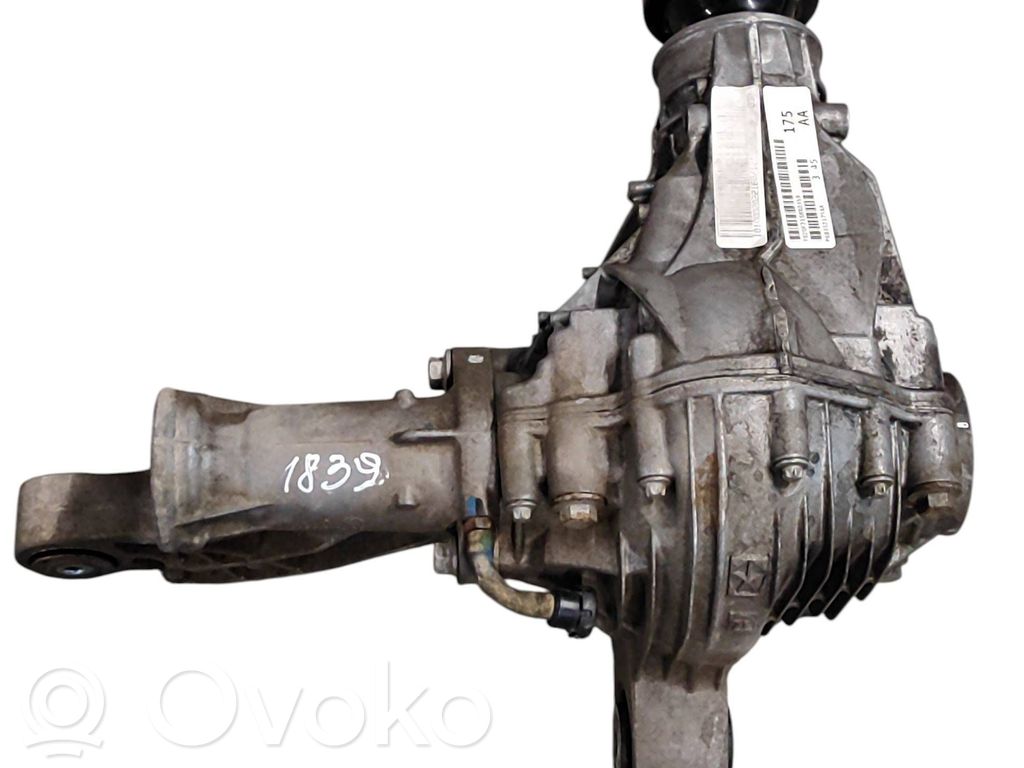 Front differential   P68352175AA,68352175AA