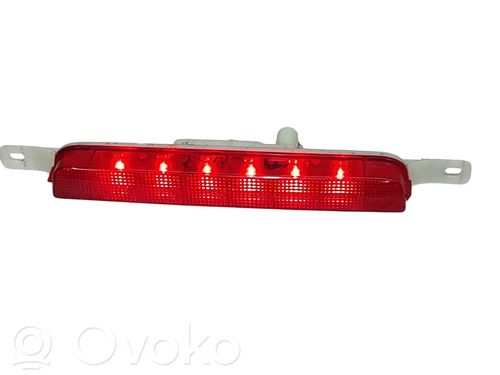 Lancia Voyager Third/center stoplight 