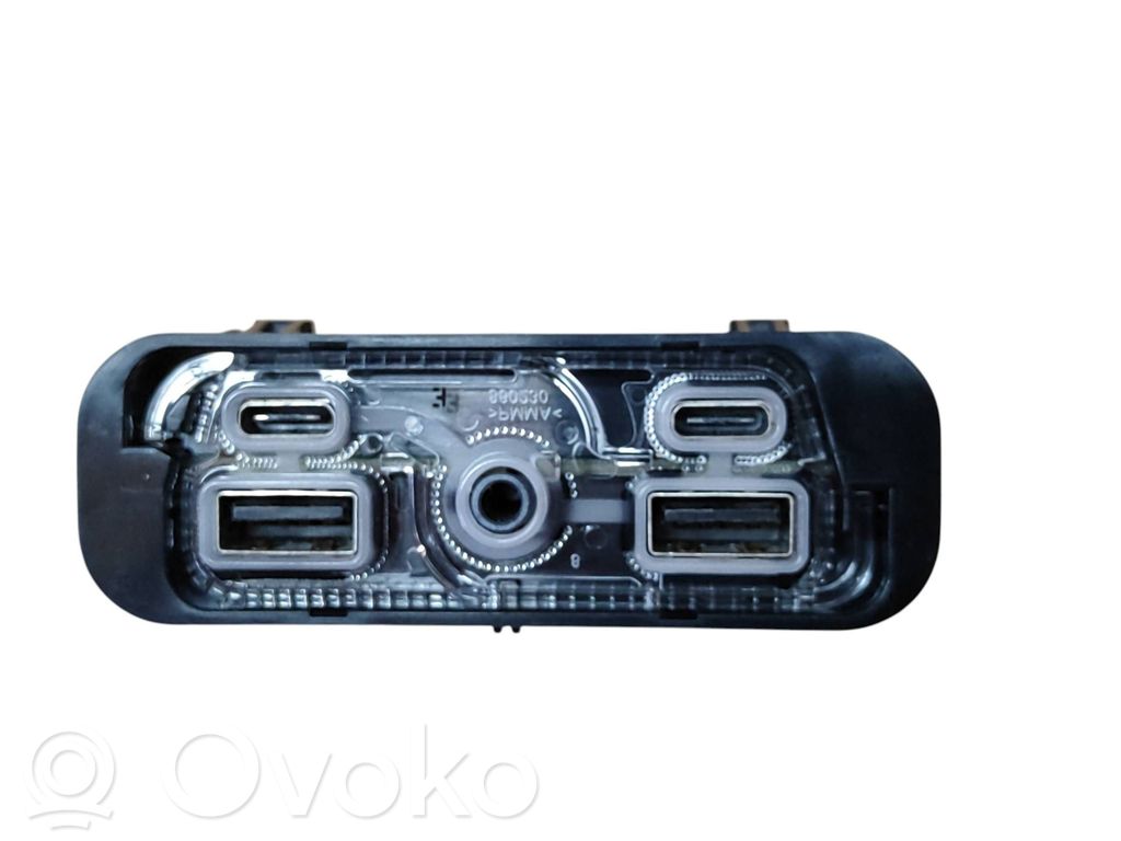 Chrysler Pacifica USB savienotājs 