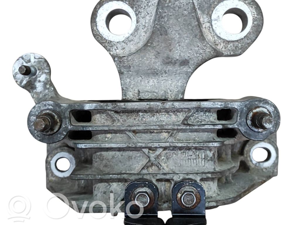 Chrysler Pacifica Gearbox mount 