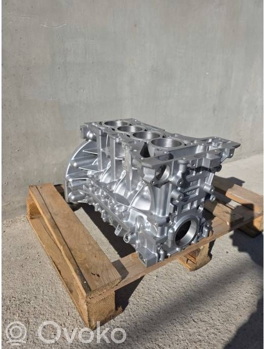 Engine block   N20B20A,N26B20A