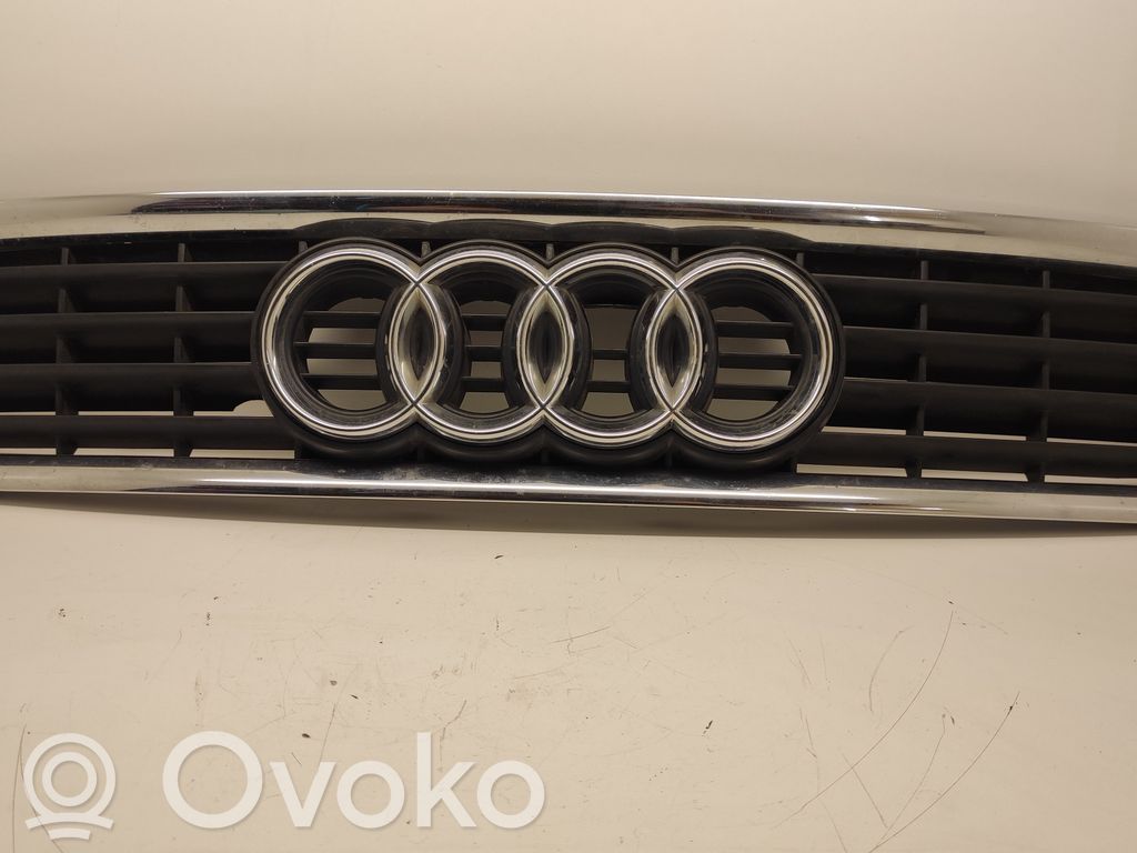 Audi A4 S4 B5 8D Front grill 