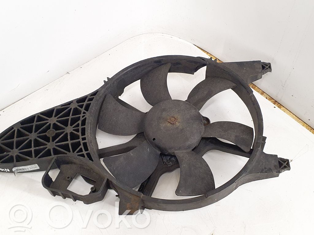 Nissan Navara D40 Set ventilatoare 