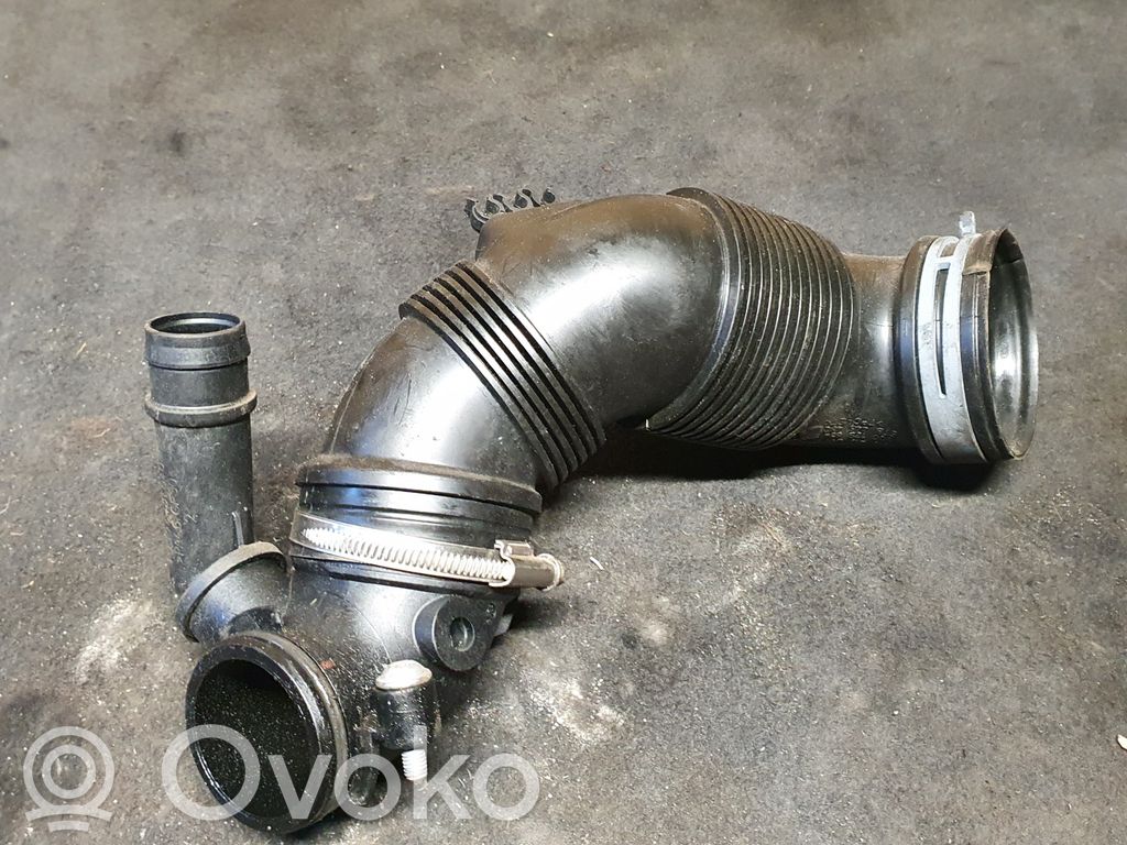 Skoda Octavia Mk3 (5E) Rura / Wąż dolotowy powietrza turbiny 