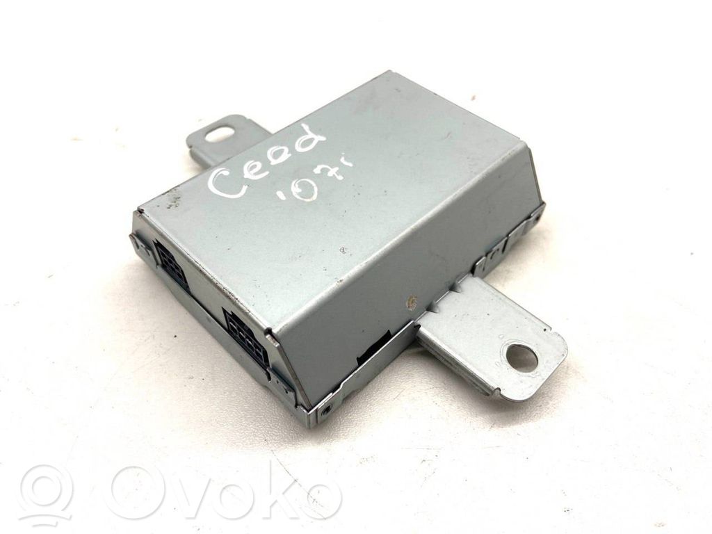 KIA Ceed USB-ohjainlaite 