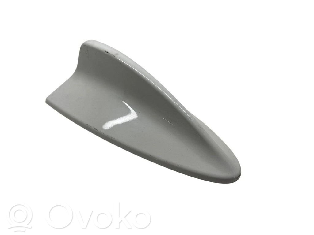 BMW 3 E90 E91 Stogo (GPS) antenos dangtelis 