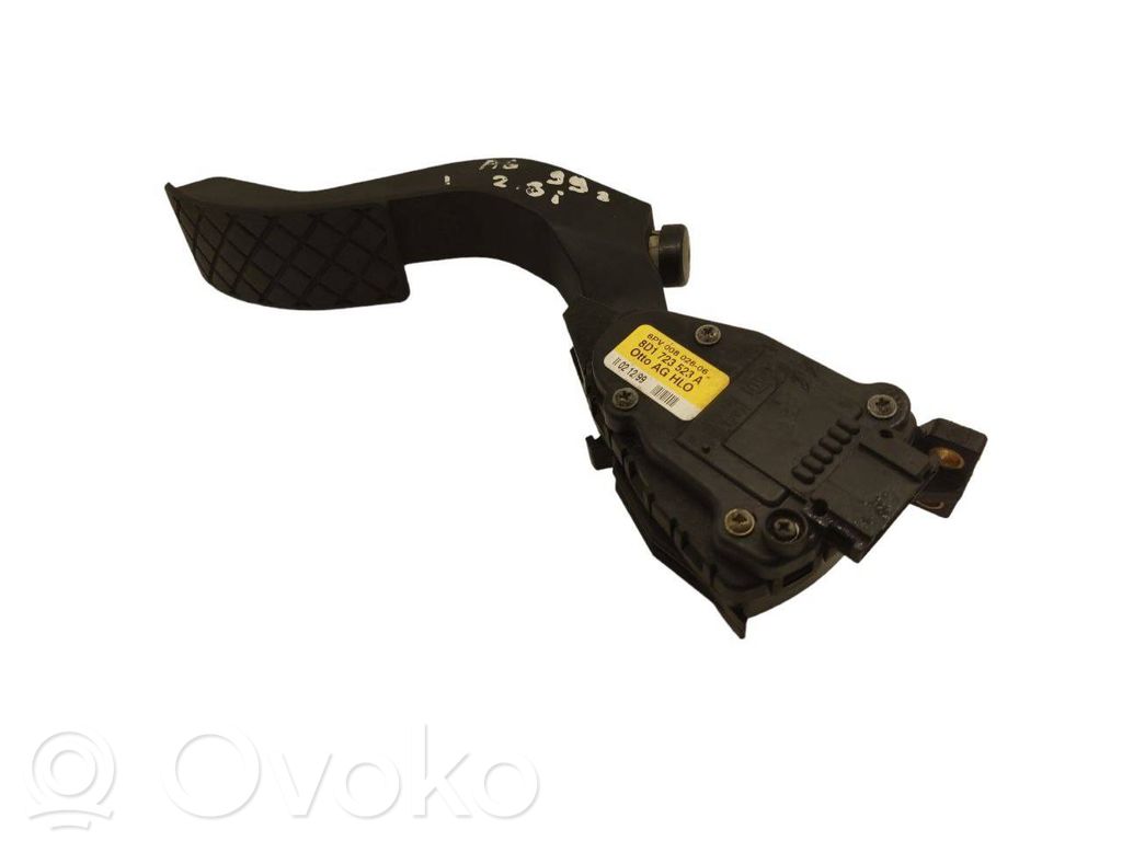 Audi A4 S4 B5 8D Gaspedal 