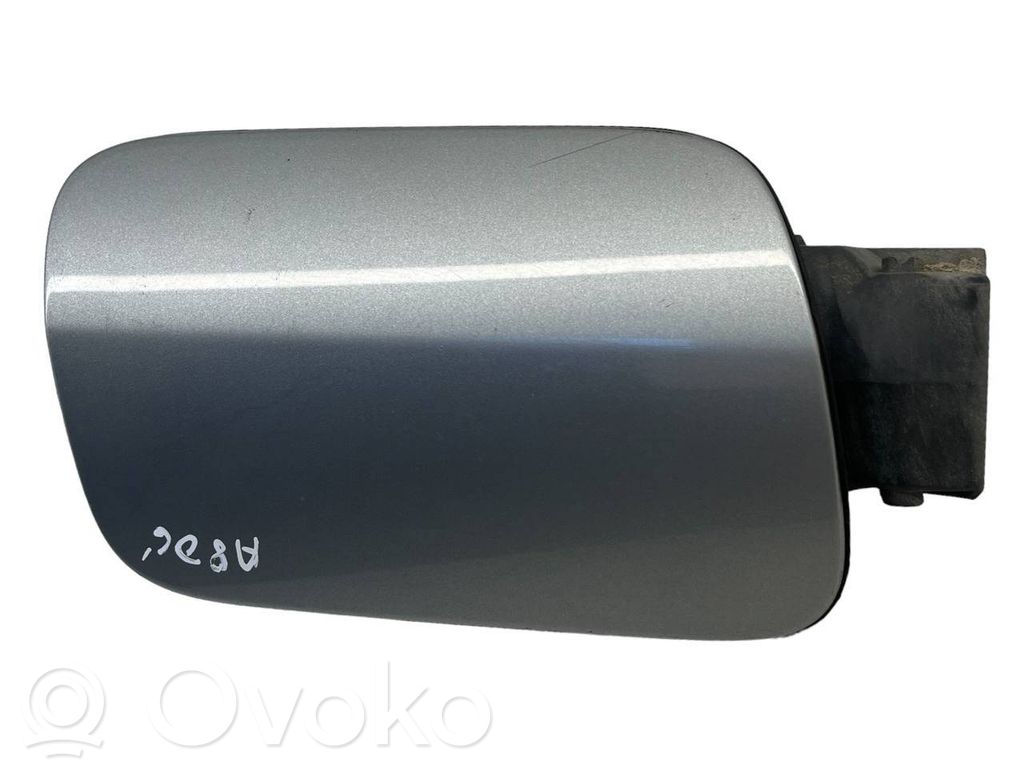 Audi A8 S8 D3 4E Degvielas tvertnes vāciņš 