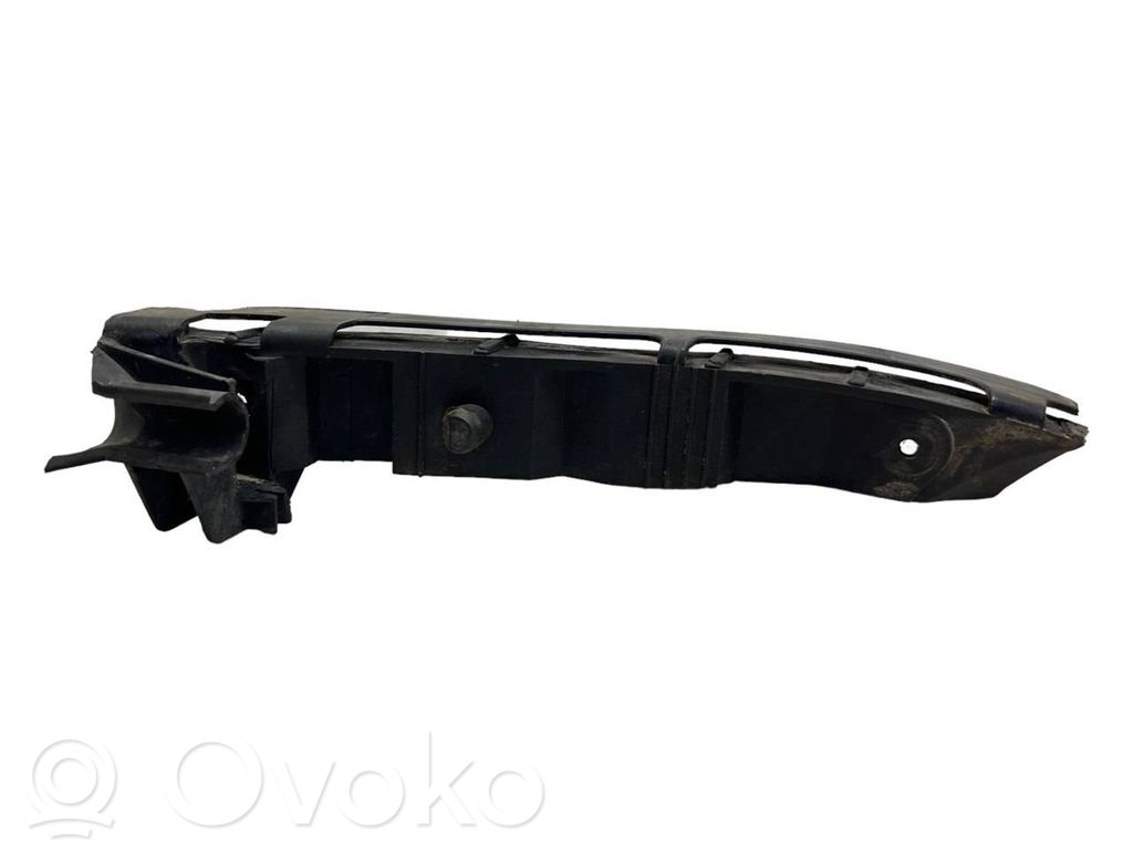 Front bumper mounting bracket   8L0807184D