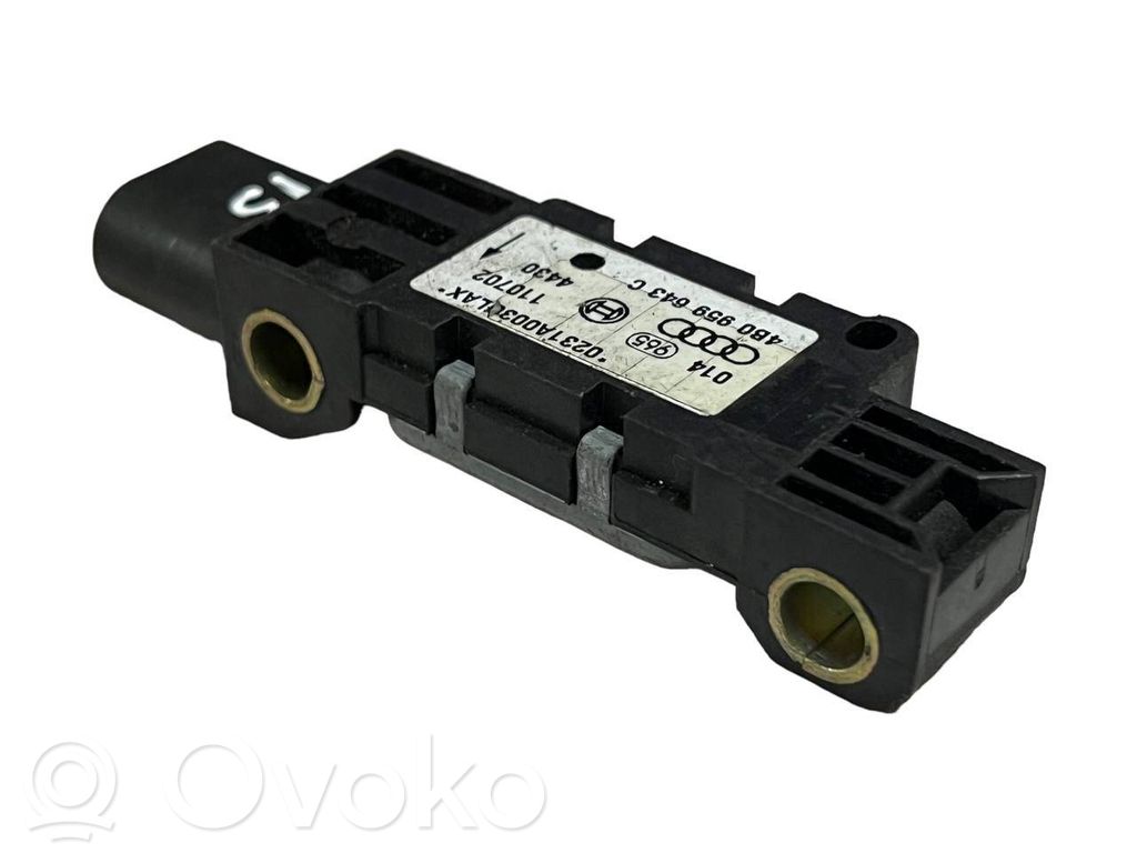 Audi A6 S6 C6 4F Czujnik uderzenia Airbag 