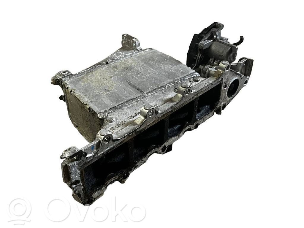 Volkswagen Golf VII Intake manifold 