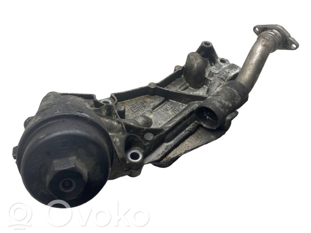 Opel Astra H Oil filter mounting bracket 