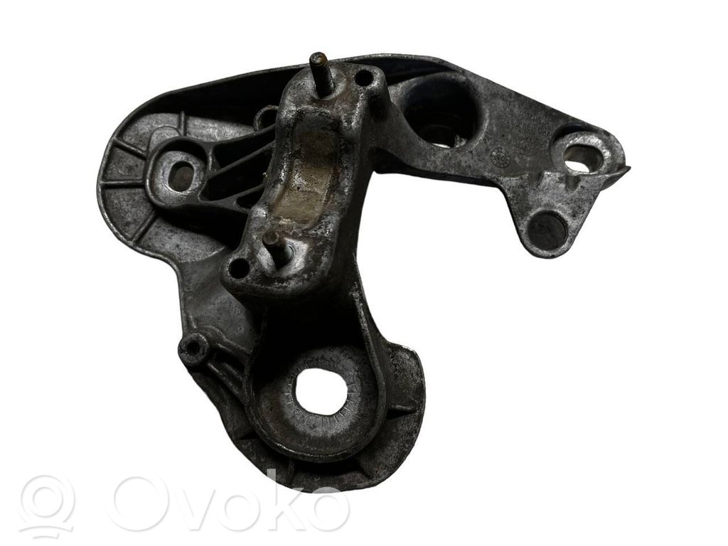 Audi A6 S6 C6 4F Engine mounting bracket 