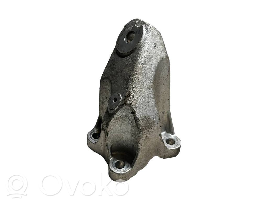 Engine mounting bracket   3D0199307AB