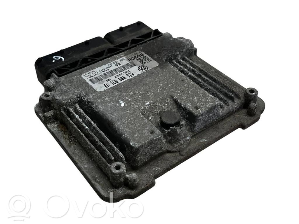 Volkswagen Golf V Engine control unit/module 