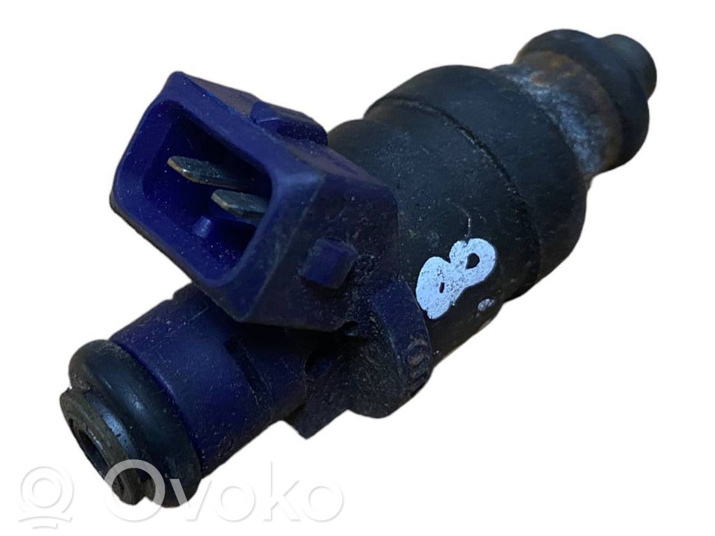 Audi A4 S4 B5 8D Inyector de combustible 