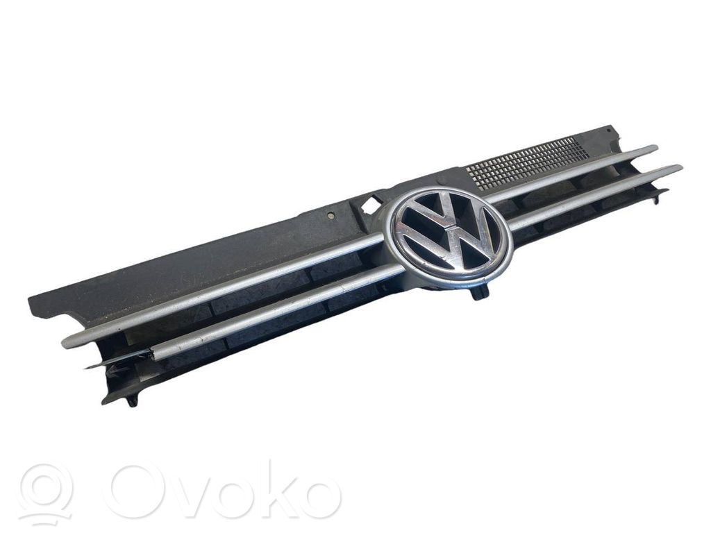 Volkswagen Golf IV Atrapa chłodnicy / Grill 