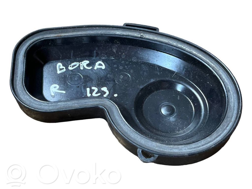 Volkswagen Bora Ajovalo valaisimen pölysuoja 
