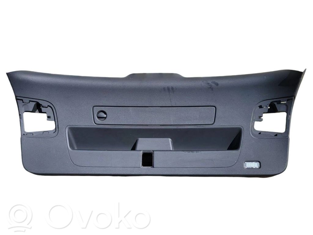 Audi A6 S6 C7 4G Tailgate trim 