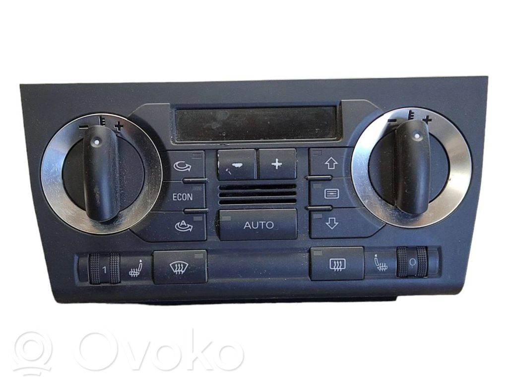 Audi A3 S3 8P Climate control unit 