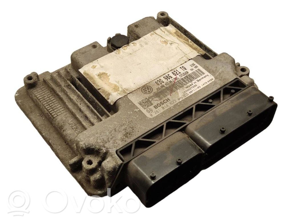 Volkswagen Golf V Engine control unit/module 