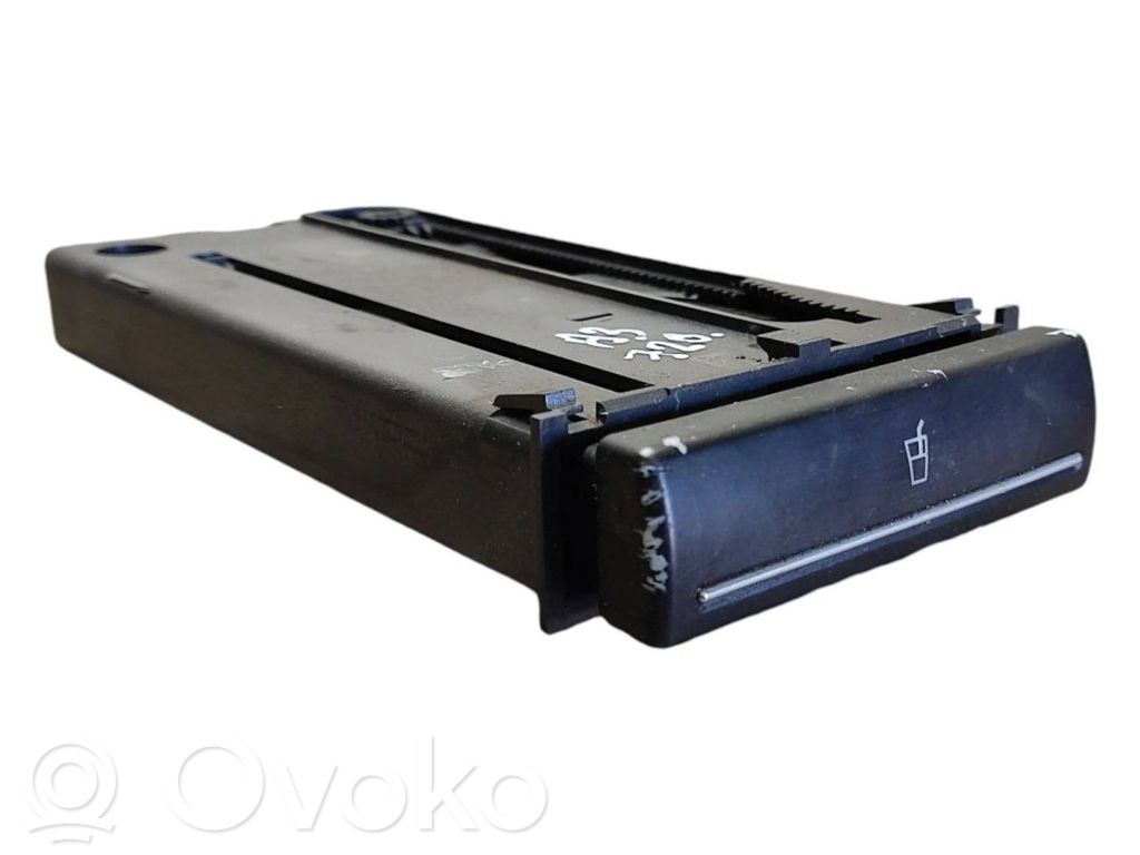 Mukiteline   8P0862534C