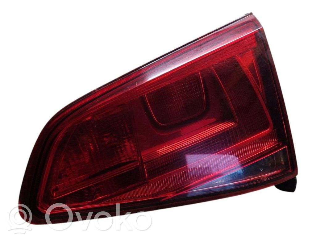 Volkswagen Golf VII Lampy tylnej klapy bagażnika 