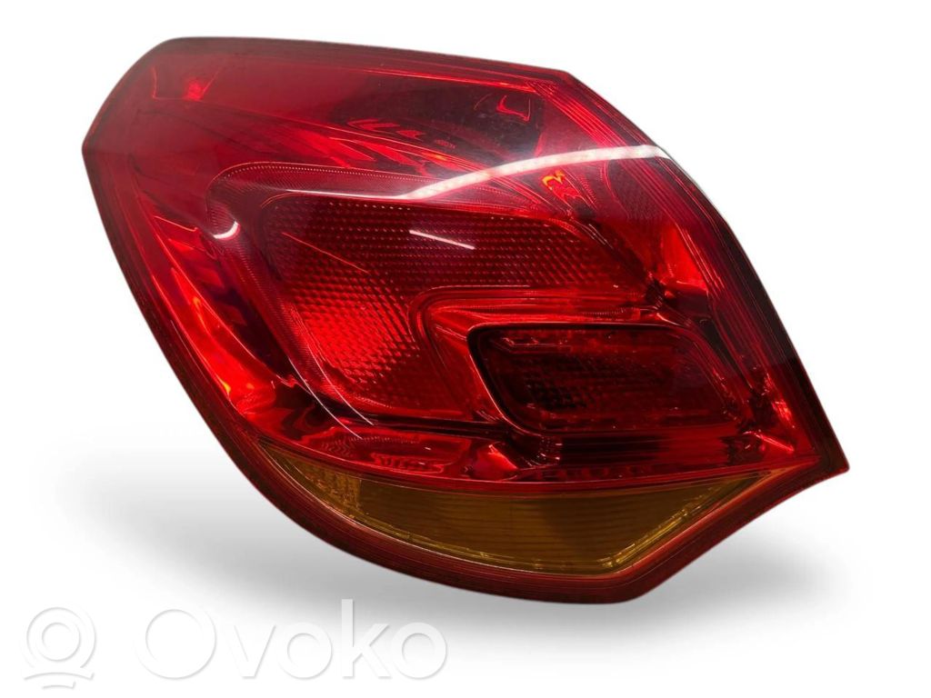 Opel Astra J Lampa tylna 