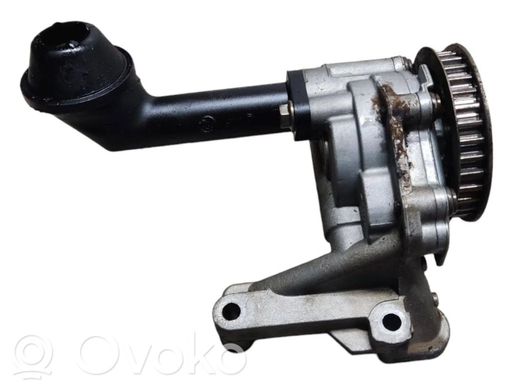 Volkswagen Caddy Bomba de aceite 