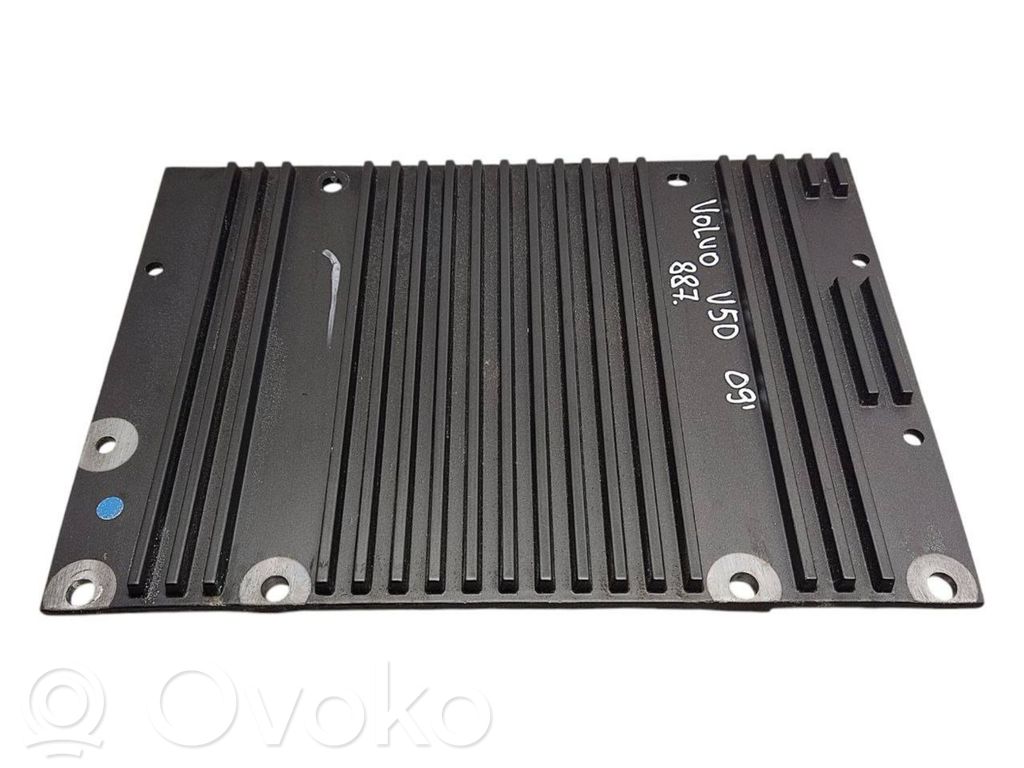 Volvo V50 Garso stiprintuvas 