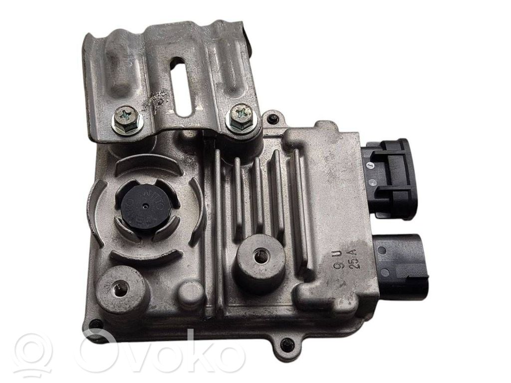 Toyota Land Cruiser (J120) Fuel injection pump control unit/module 