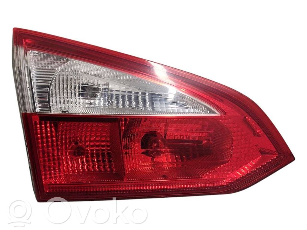 Ford Focus Tailgate rear/tail lights 