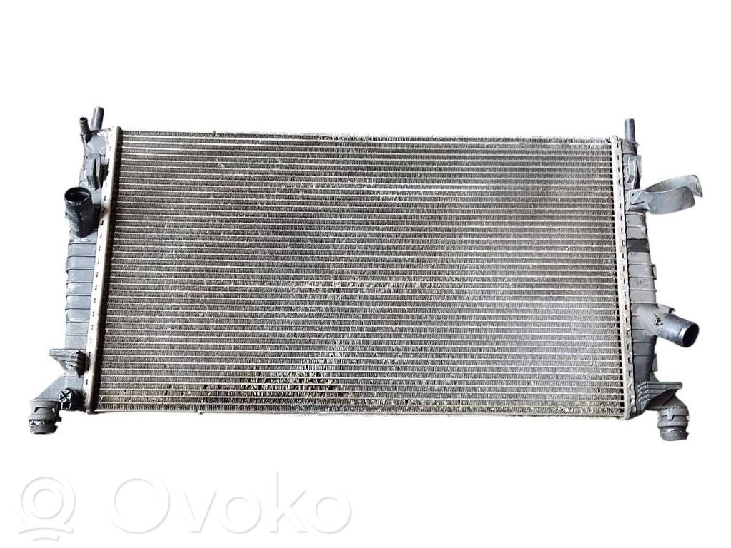 Volvo V50 Aušinimo skysčio radiatorius 