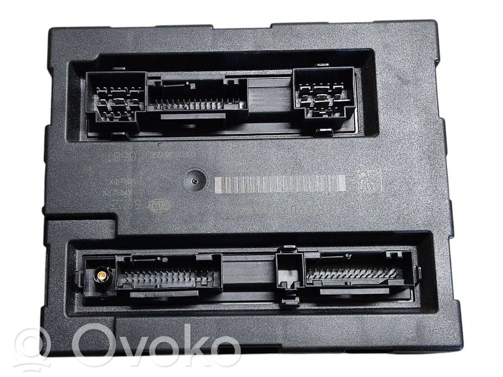 Audi A4 S4 B8 8K Mukavuusmoduuli 