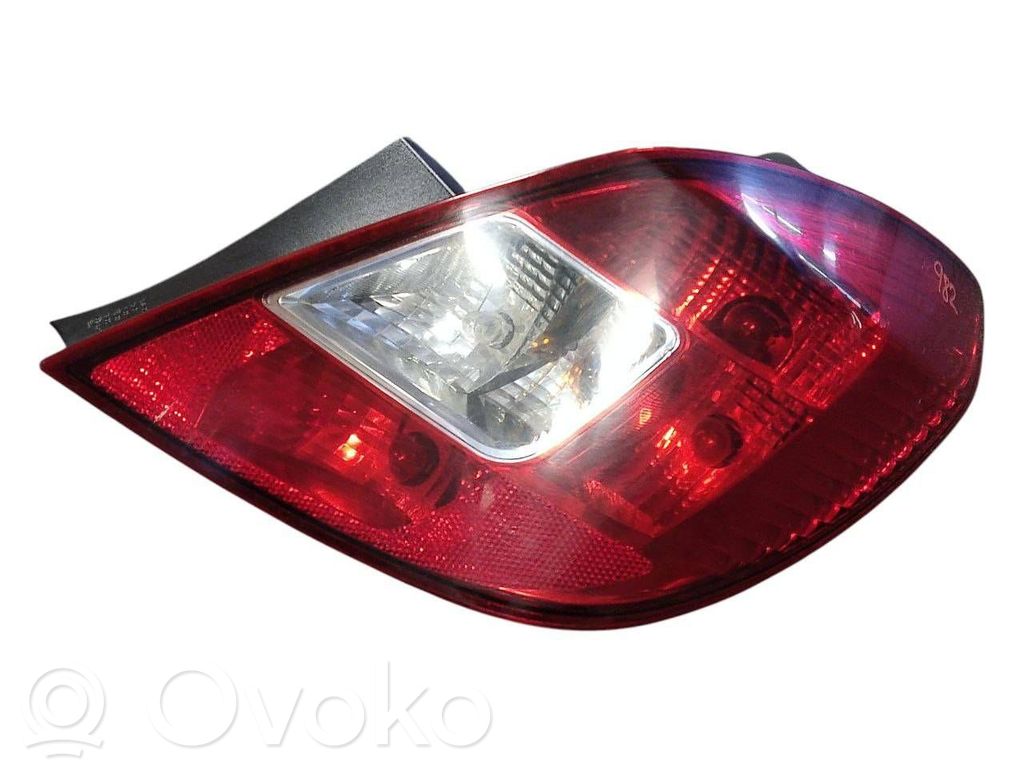 Opel Corsa D Galinis žibintas kėbule 