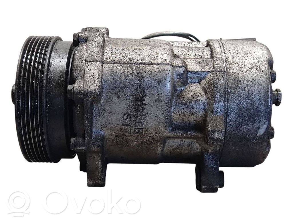 Volkswagen Golf IV Air conditioning (A/C) compressor (pump) 