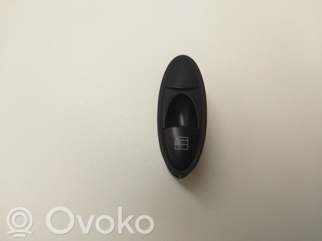 Mercedes-Benz E W211 Electric window control switch 