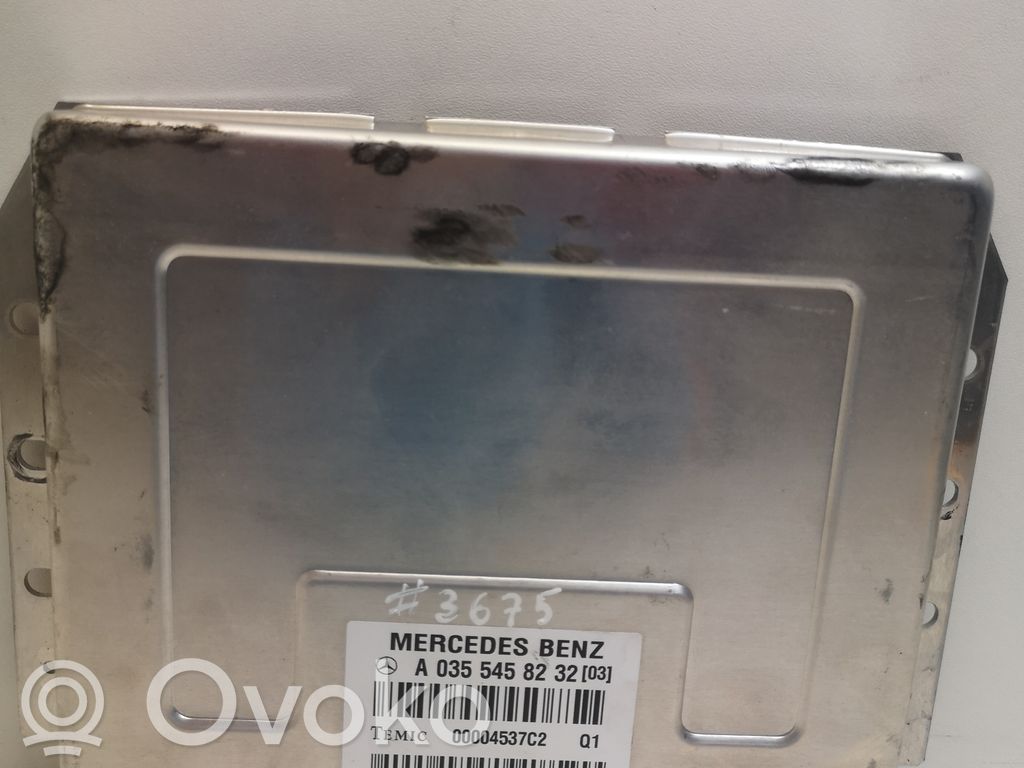 Mercedes-Benz E W211 Air suspension control unit module (rear) 