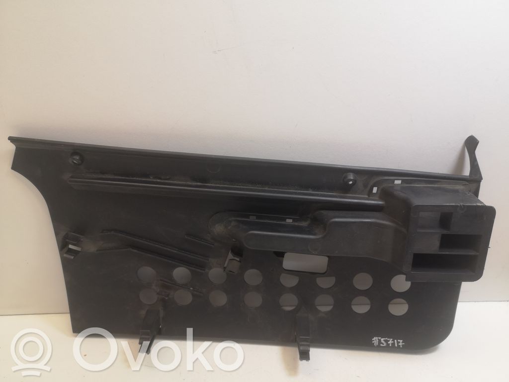 Mercedes-Benz B W245 Otras partes del panel de instrumentos 