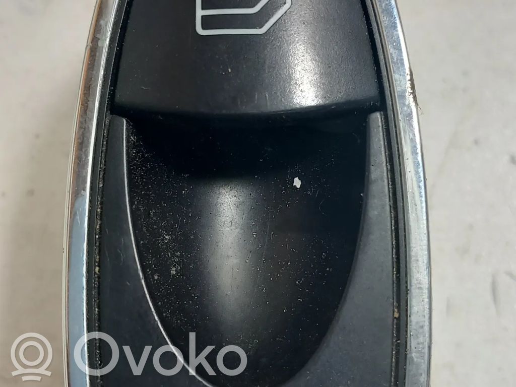 Mercedes-Benz E W211 Electric window control switch 