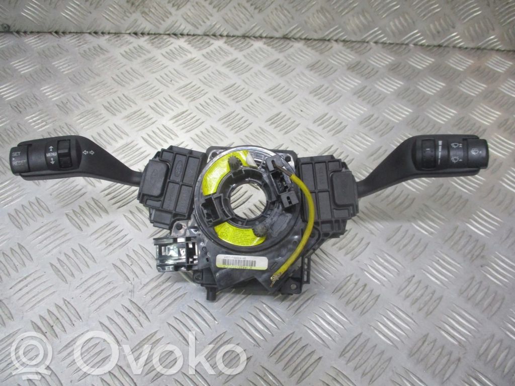 Ford Focus Wiper turn signal indicator stalk/switch 