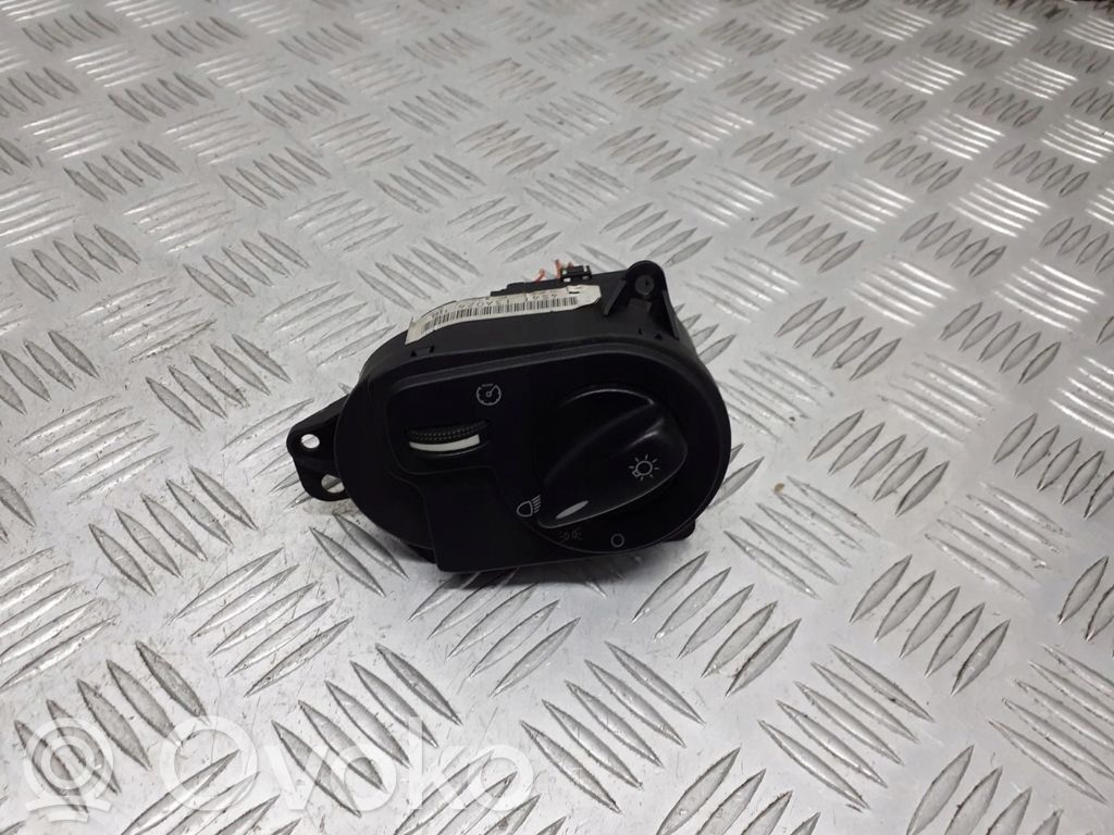 Ford Focus Light switch 