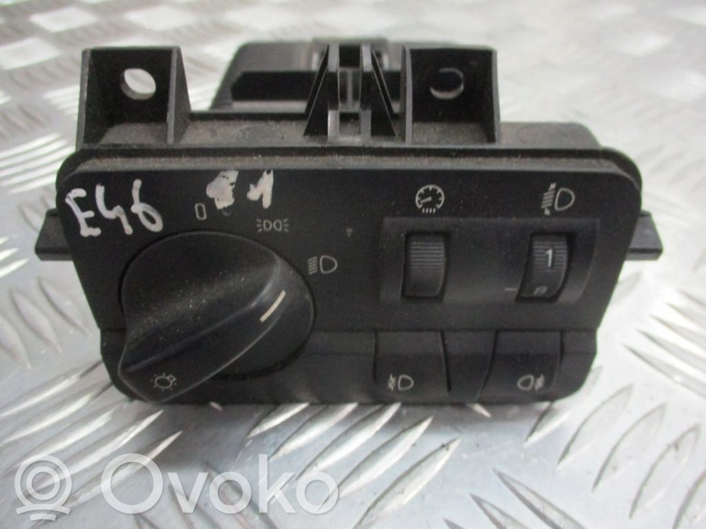 Lichtschalter   6919828